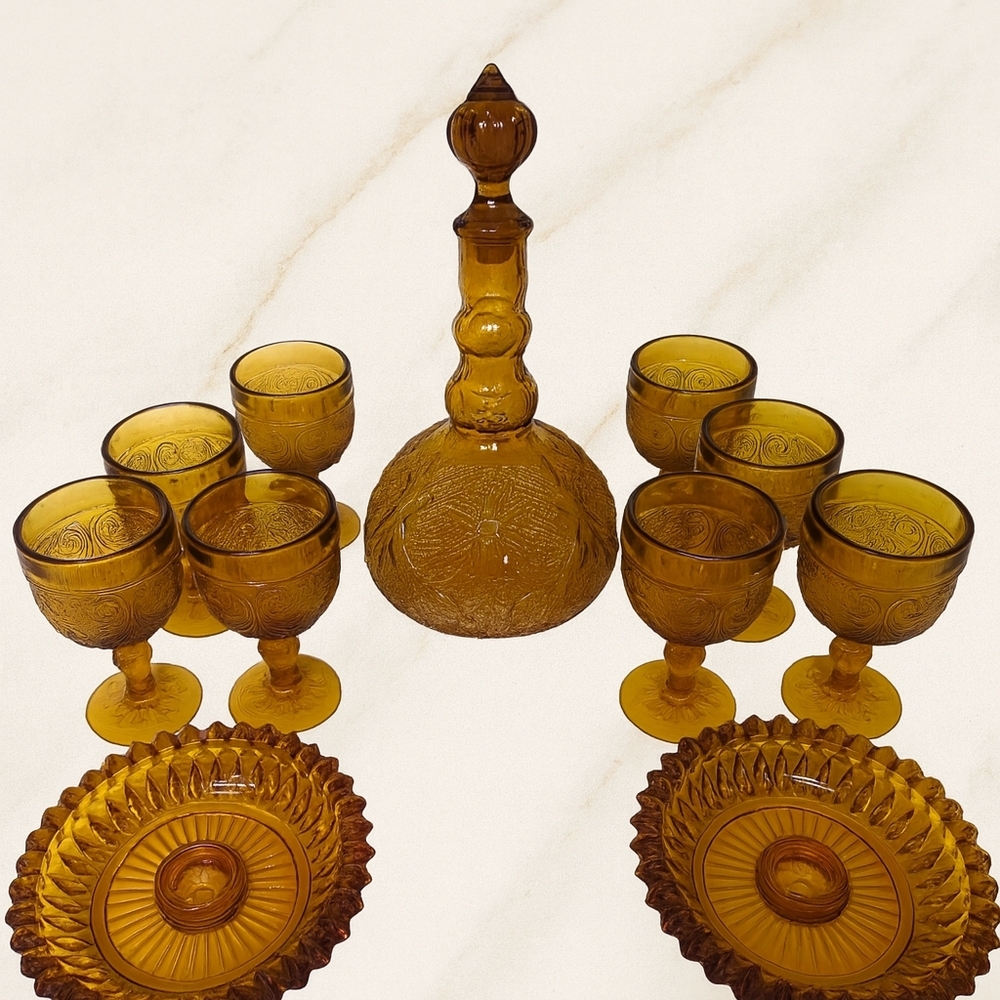 Vintage Indiana Glass 11-Piece Amber Bar Set